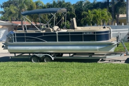 Charter Motorboat Manitou Tritoon St. Pete Beach