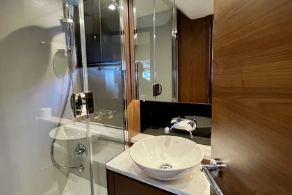 Verhuur Motorjacht Princess V48 Puerto Banús, Marbella