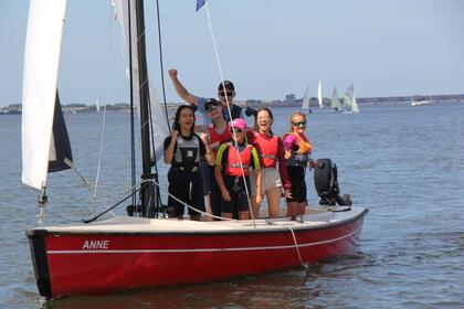 Charter Sailboat Valk Polyvalk Hellevoetsluis