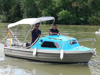 Location Bateau à moteur Honda Cabin Cruiser Lagny-sur-Marne
