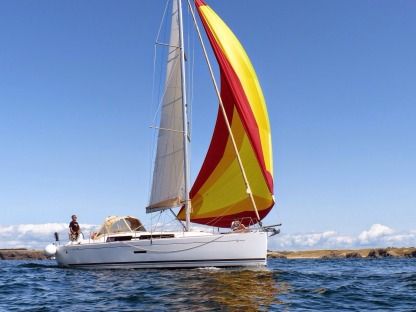 Charter Sailboat Dufour 335 Gl Arzon