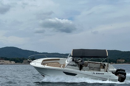 Verhuur Motorboot JEANNEAU CAP CAMARAT 8.5 Grimaud