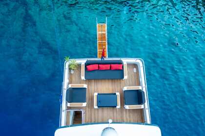 Verhuur Motorjacht 2024 model luxury Motor yacht Trawler with a capacity of 6 people Göcek