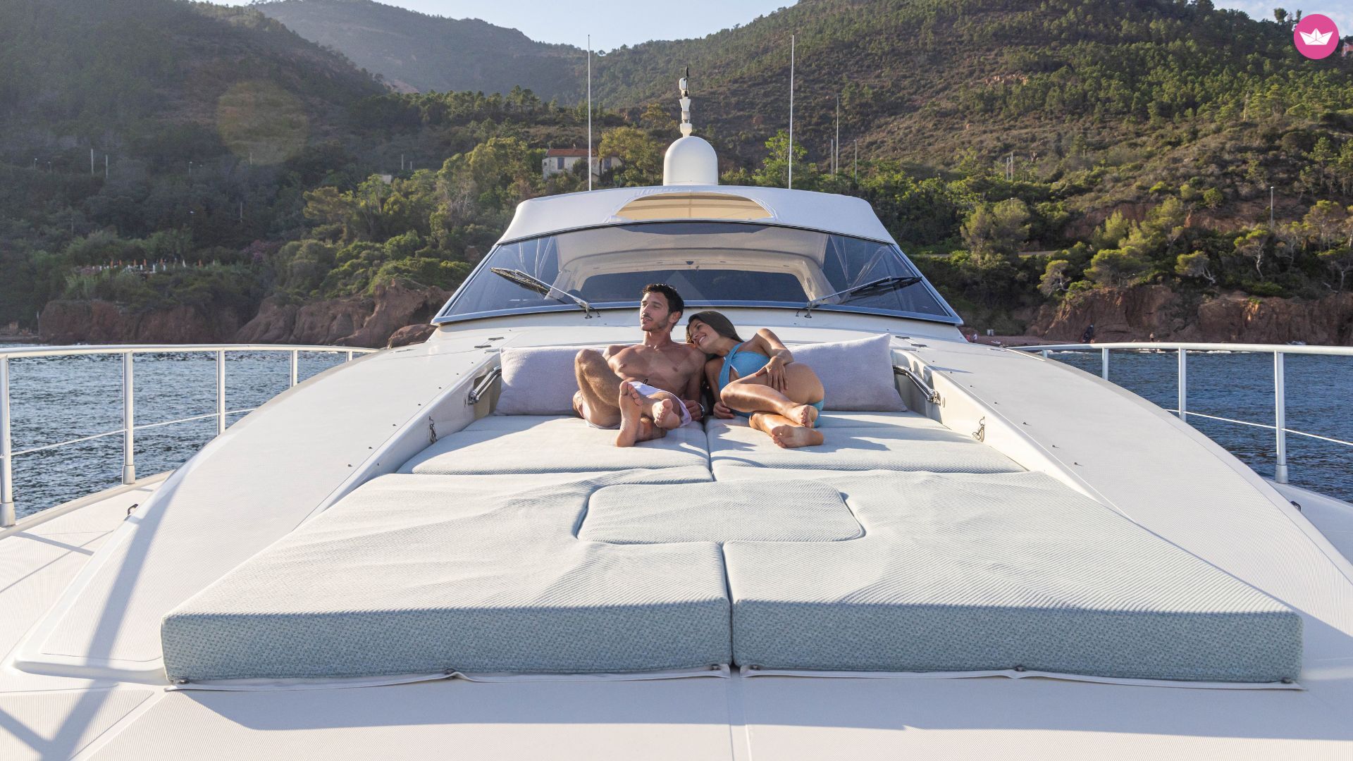 Bateau à moteur Arno Leopard 23 sport 1260cv 4