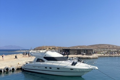 Hire Motorboat Cranchi 40 Fly Athens