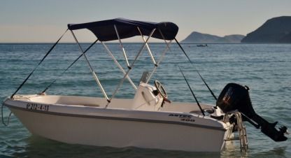 Location Bateau à moteur Astec 400 Carboneras