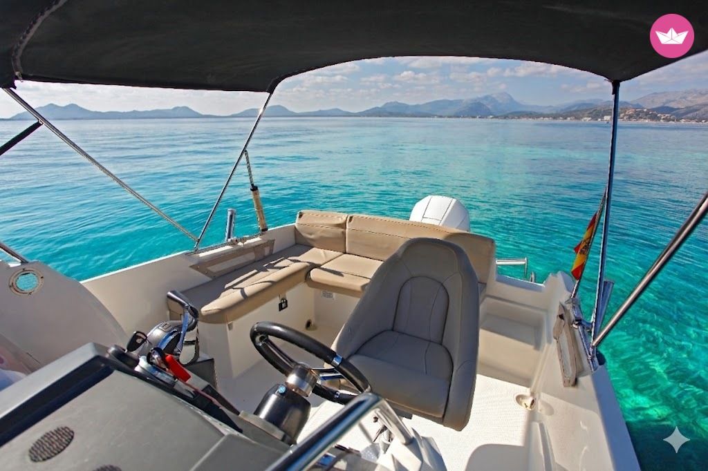 Bateau à moteur AM YACHT AM620 200cv 3