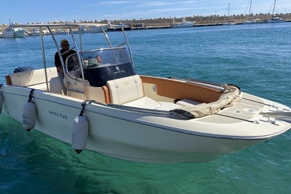 Miete Motorboot Aschenez INVICTUS FX 240 Santa Maria di Leuca