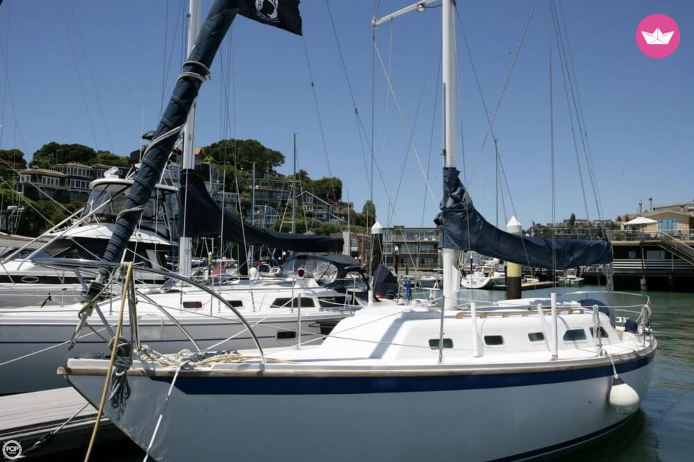 Charter sailboat in Oakland  