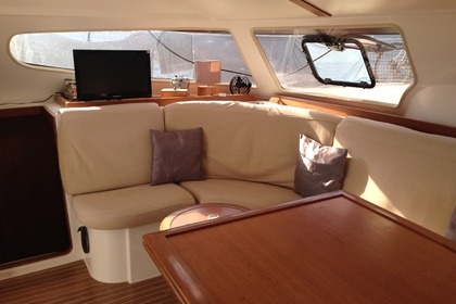 Rental Catamaran Nautitech Nautitech40 Fakarava Atoll