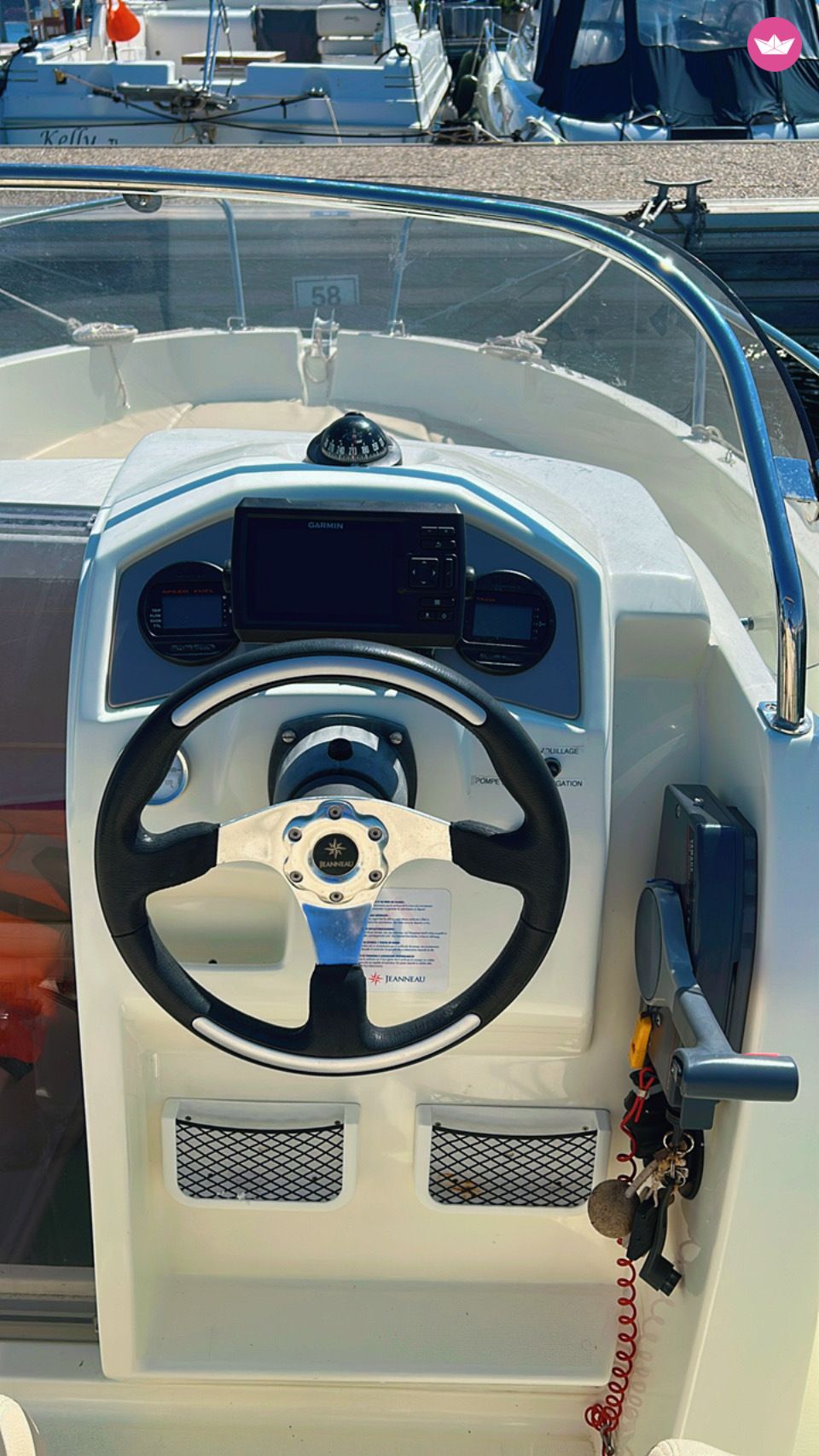 Bateau à moteur Jeanneau Cap Camarat 555 Style 100cv 7
