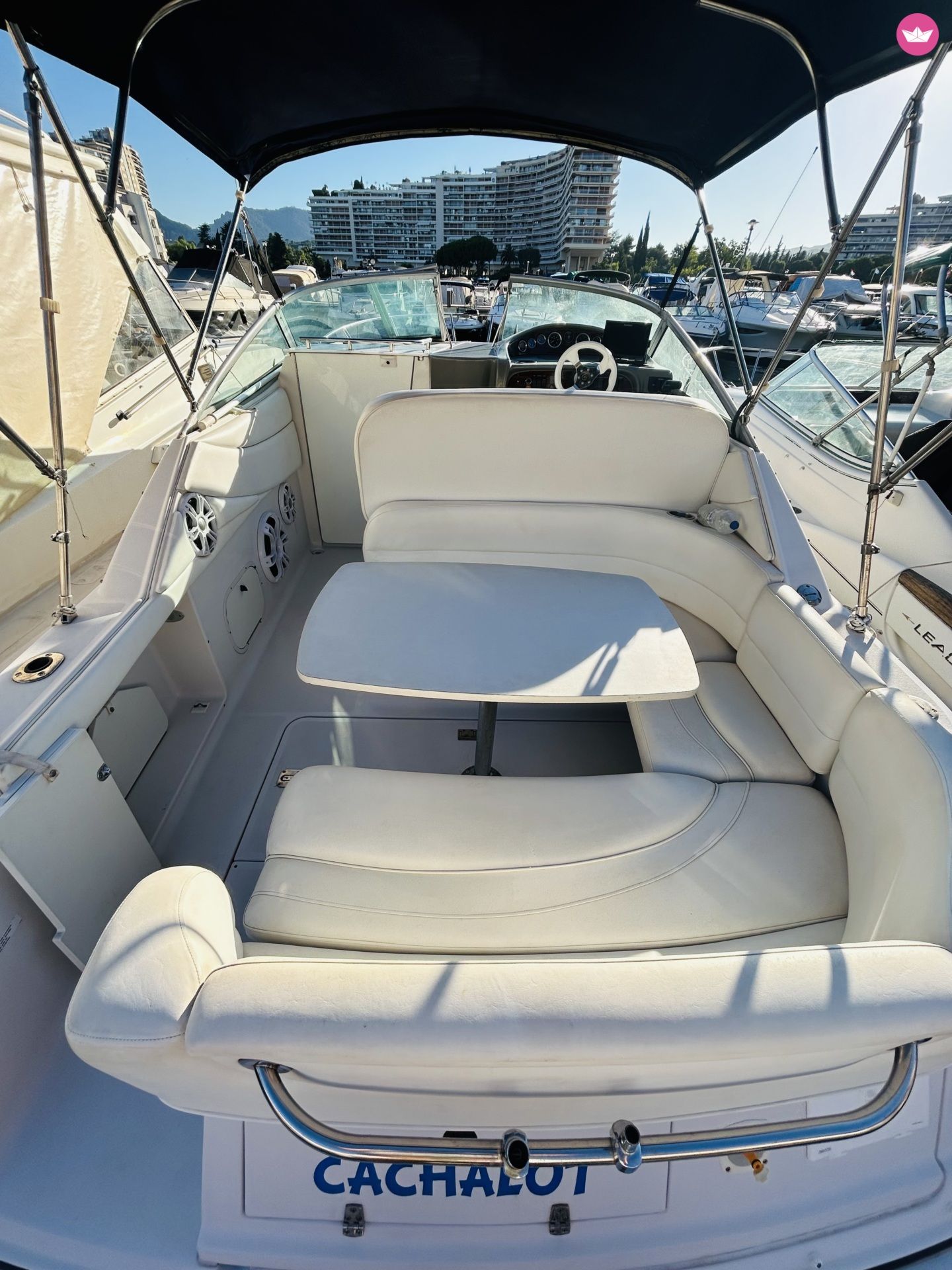 Bateau à moteur Four Winns 248 Vista 320cv 4