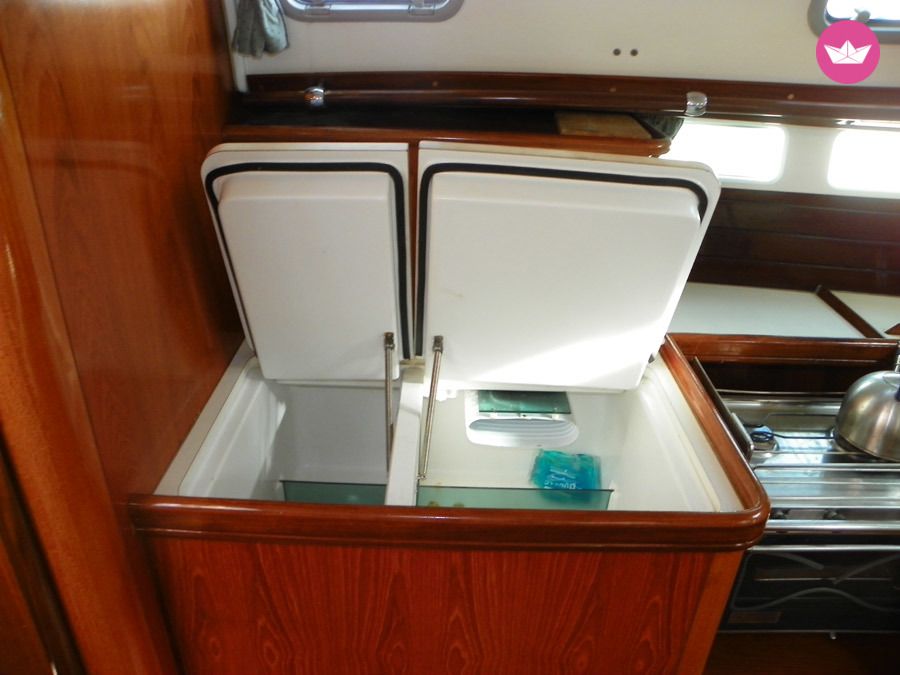 Sailboat Beneteau Oceanis 461 Clipper for hire