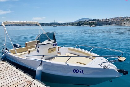 Hire Boat without licence  Prestige Ascari PrestigeOne 19.2 Castellammare del Golfo