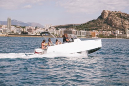 Hire Motorboat NUVA YACHTS M6 CABIN Alicante