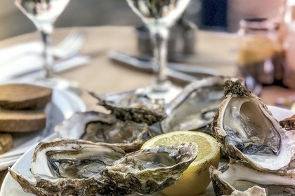 Overmarine Mangusta 80 - Stealth One