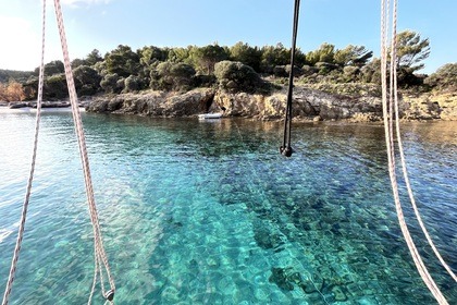 BlueWater cruiser with skipper/instructor