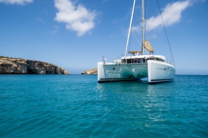 Varela S - Lagoon 39