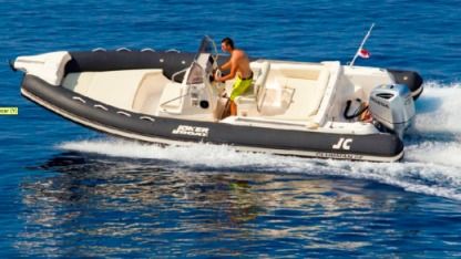Charter RIB Joker Boat Clubman 24 Menorca