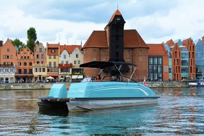 Charter Motorboat Olechpol Enigma gt26 Gdańsk