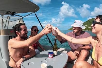 Semi-rigide 6,55 mètres 200 cv