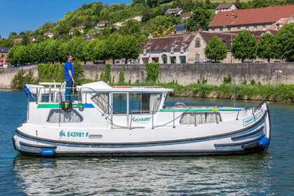Hire Houseboat Pénichette Flying Bridge 1020 FB Loosdrecht