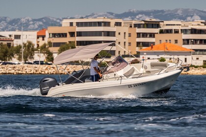 Charter Motorboat Atlantic Marine Open 670 Zadar
