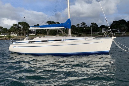 Hire Sailboat Bavaria Bavaria 34 Cruiser Baden