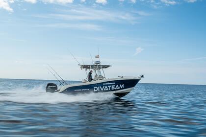 Rental Motorboat Hydra Sports vector 2500cc Palamós