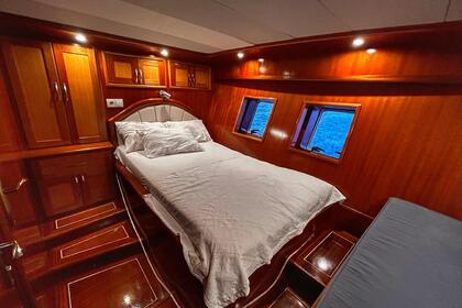 Custom built gulet with a capacity of 4 people