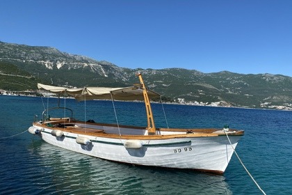 Hire Motorboat Korčulan Motor Boat Budva