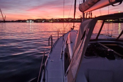 Sailing Tour 8 (hours)