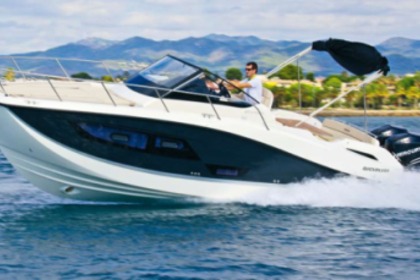 Charter Motorboat Quicksilver Activ 875 Sundeck Dénia
