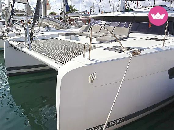 Catamaran Fountaine Pajot Astréa 42 12.5m