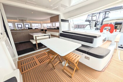 Location Catamaran  LAGOON 43 Pointe-à-Pitre