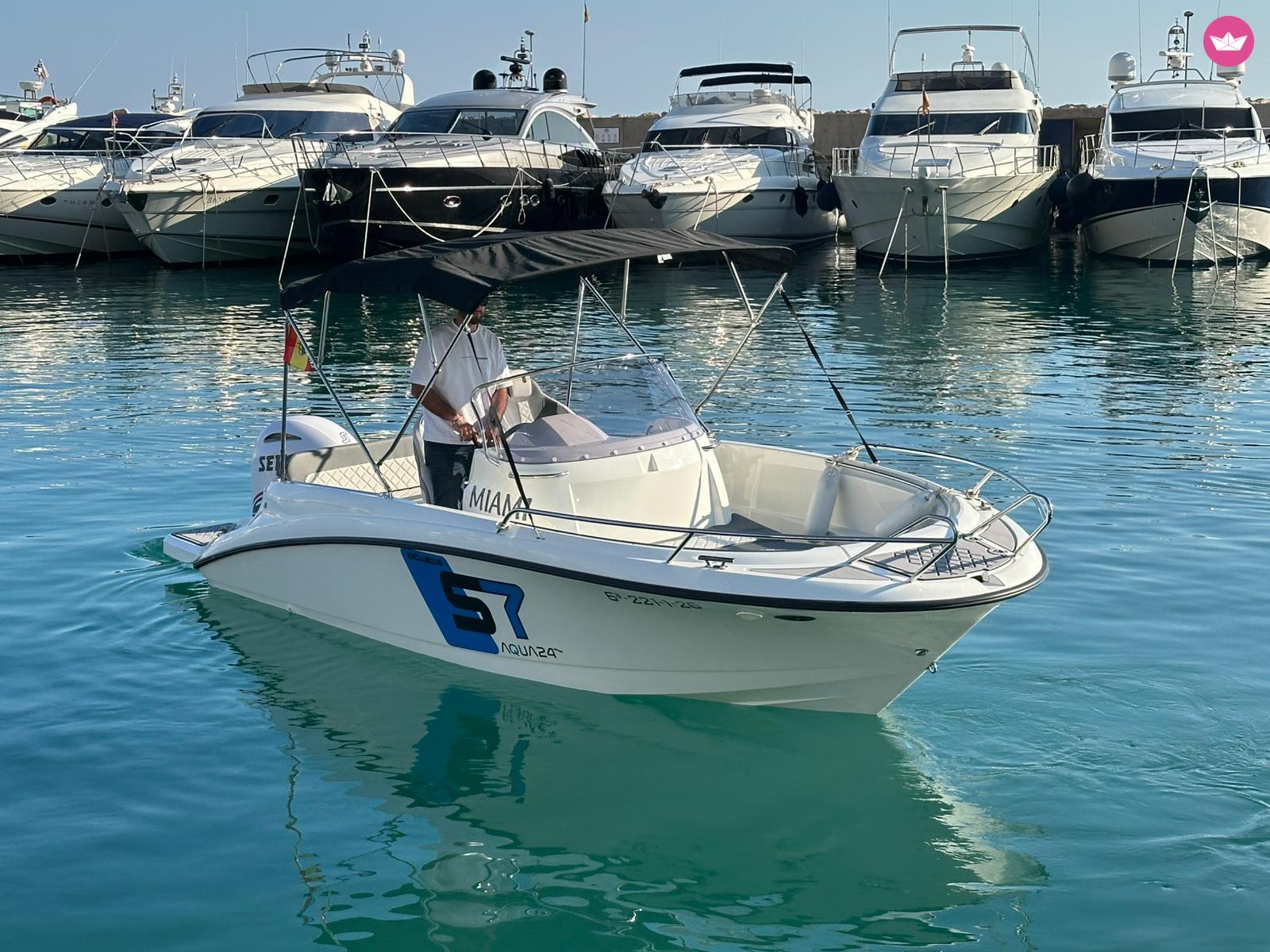 Bateau à moteur Miami 600 200cv 3