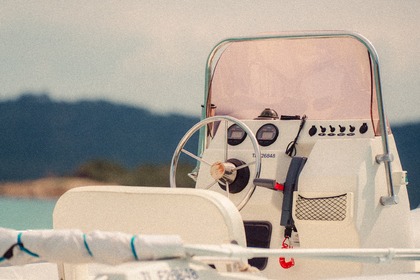 SEMI RIGIDE FLYER 575 115cv