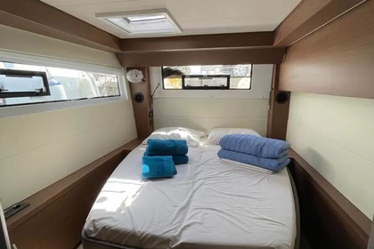 Rental Catamaran Lagoon-Bénéteau Lagoon 50 - 6 + 2 cab. Alimos