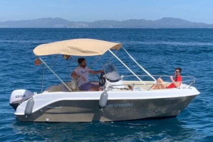 Discover the coast of Girona in a Marinello motorb