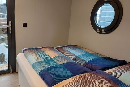 Boat without a license in 6 for rent in  Villa am