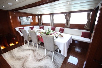 Luxury gulet with jacuzzi