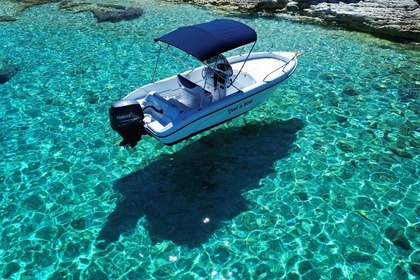 Charter Motorboat Raineri Shark Vela Luka