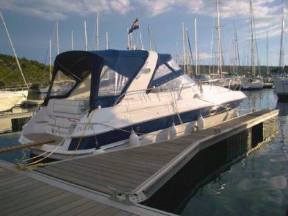 Аренда Моторное судно Bavaria Bavaria 32 Sport Задар