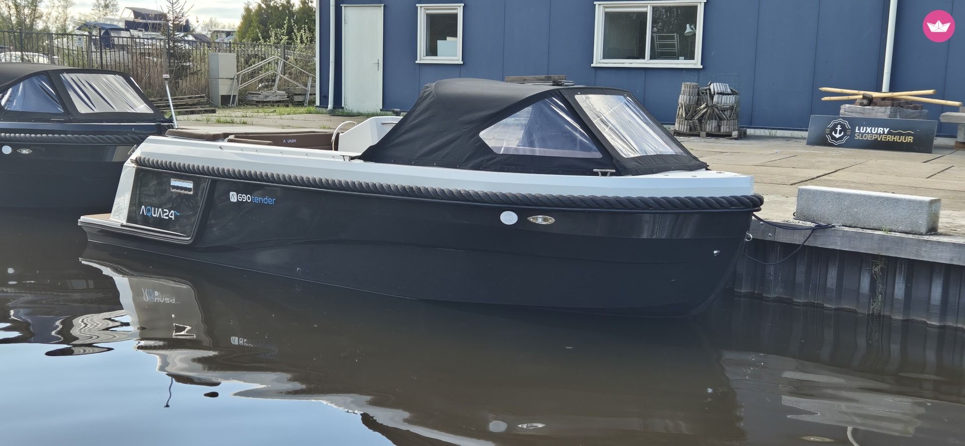 Bateau à moteur Tender 690 15cv 2