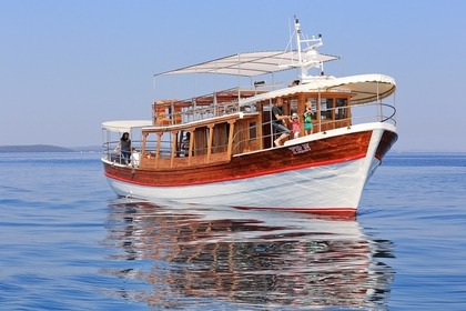 Ενοικίαση Μηχανοκίνητο σκάφος Custom built Traditional Wooden Boat Bibinje