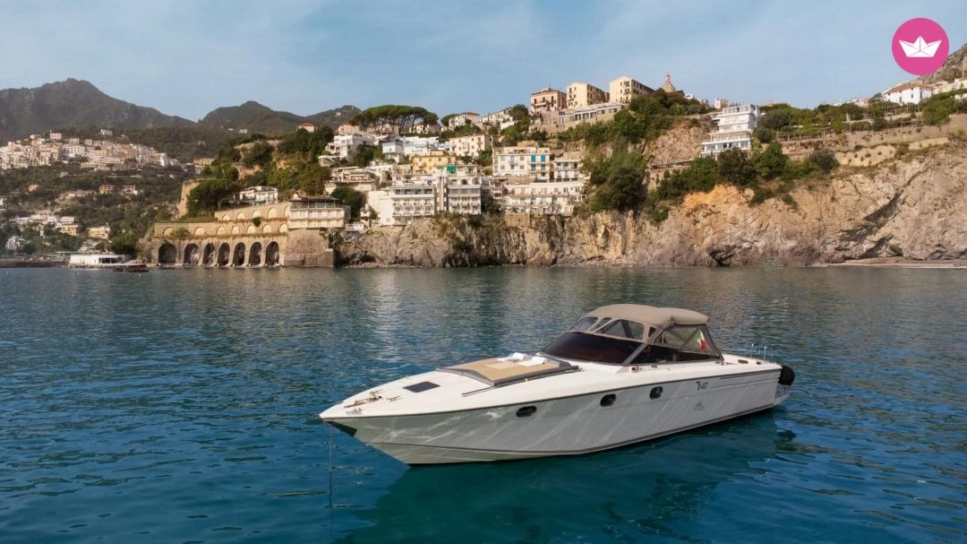 Bateau à moteur Baia 40
