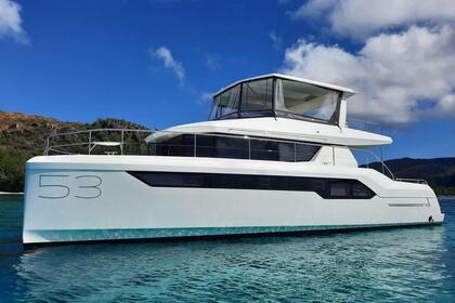 Location Catamaran Leopard 53 Antibes