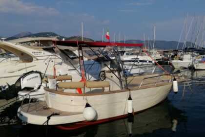 Amalfi Coast Tour - GOZZO MOTOR BOAT  27 FT