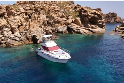 Location Yacht à moteur Beneteau Antares 1020 Porto-Vecchio