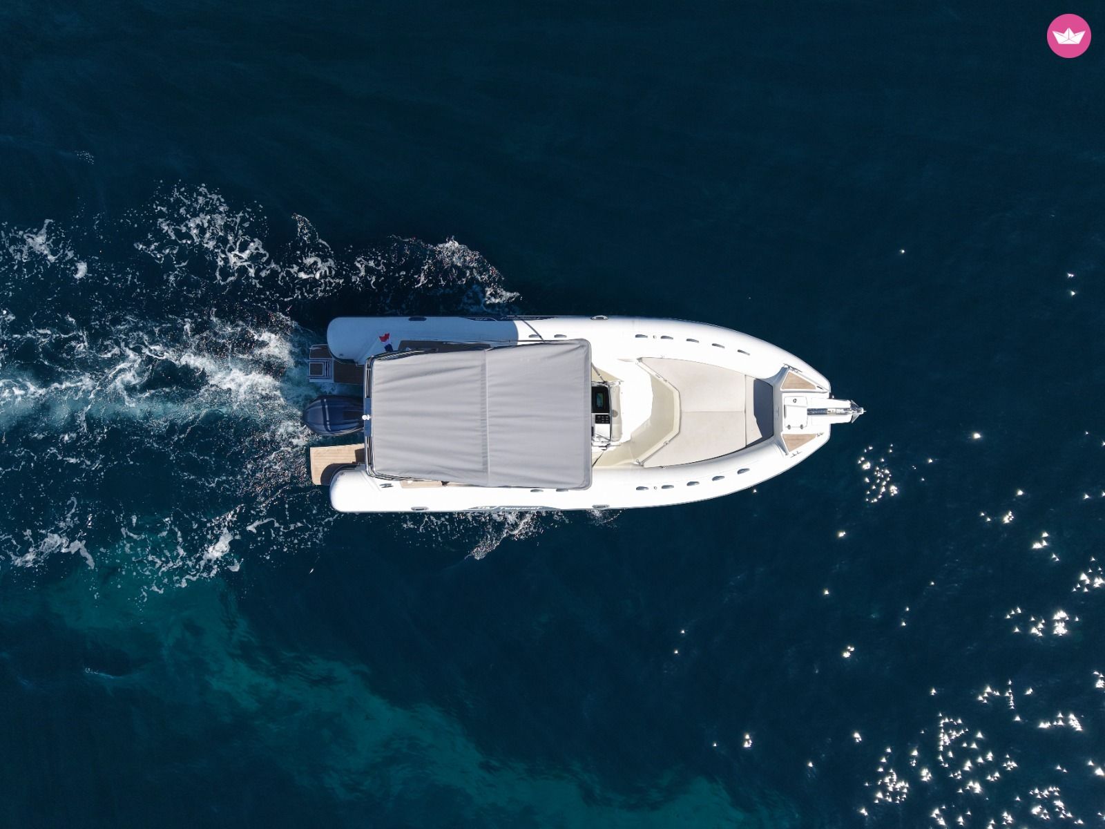 Semi-rigide Capelli Tempest 775 300cv 5